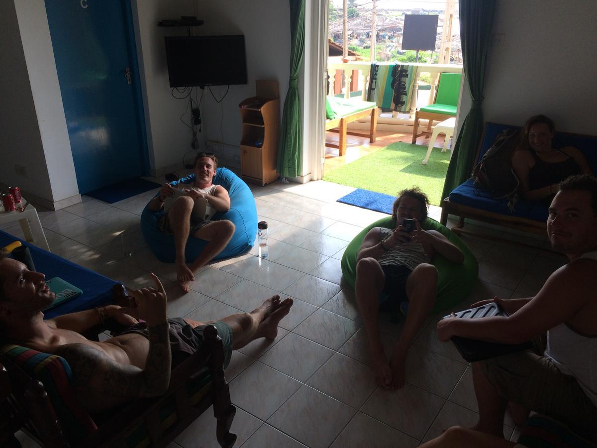 Explore Hostels Negombo Kochchikade 外观 照片