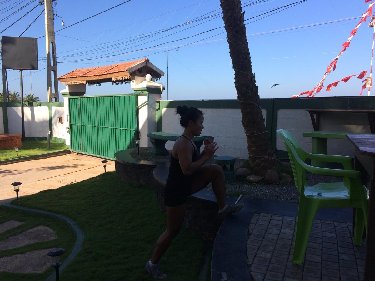 Explore Hostels Negombo Kochchikade 外观 照片