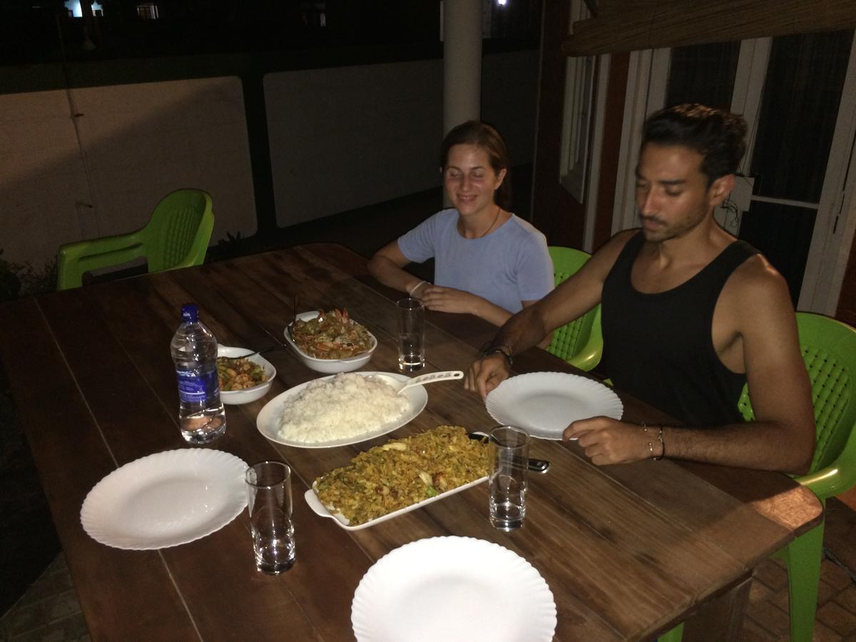 Explore Hostels Negombo Kochchikade 外观 照片
