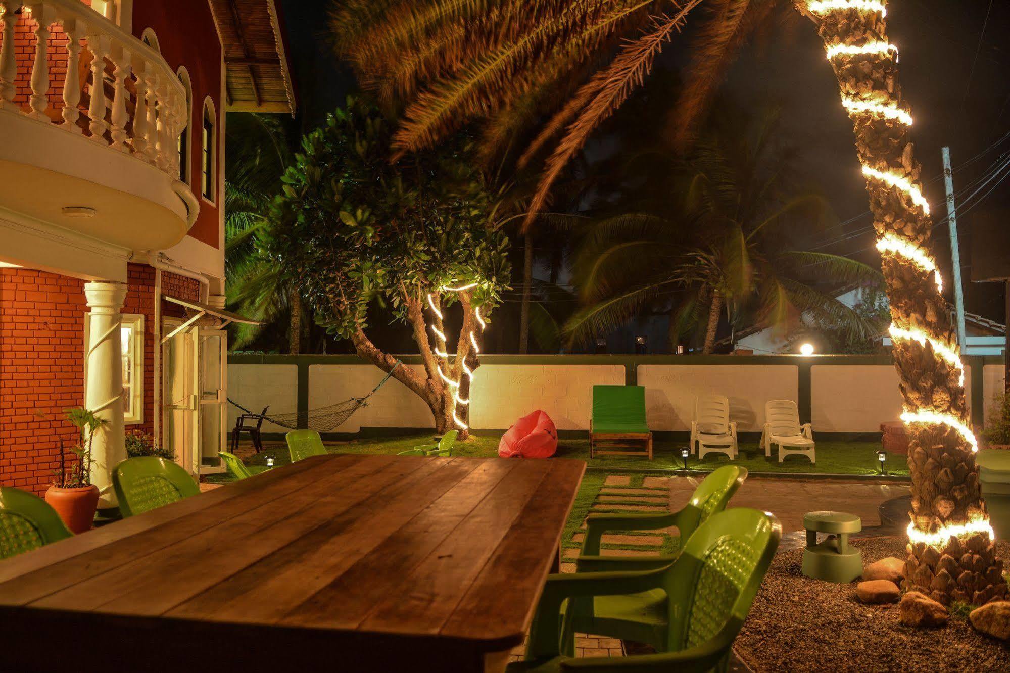 Explore Hostels Negombo Kochchikade 外观 照片