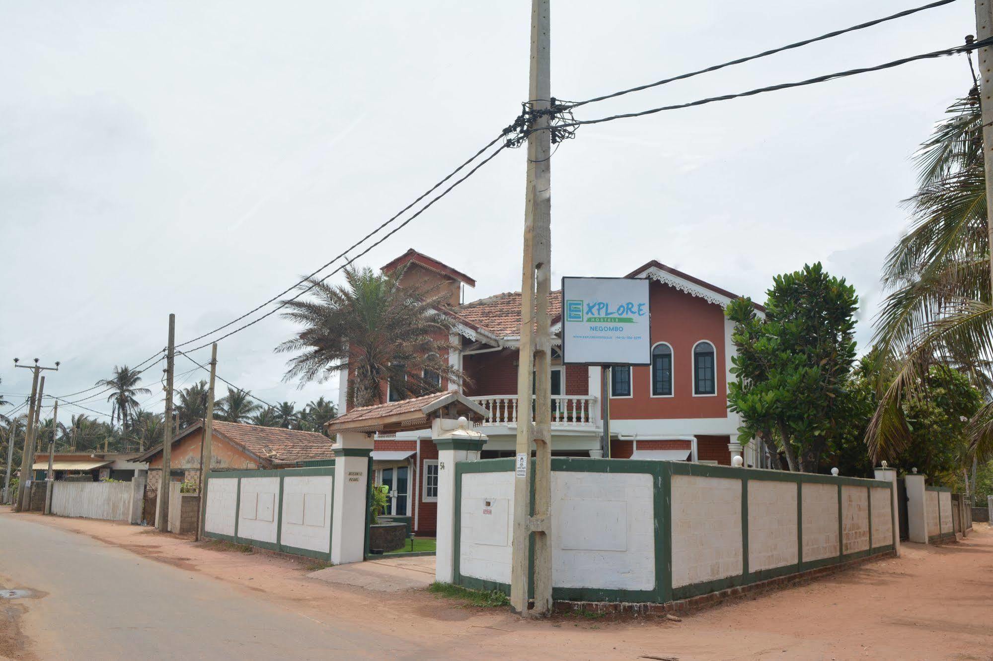 Explore Hostels Negombo Kochchikade 外观 照片