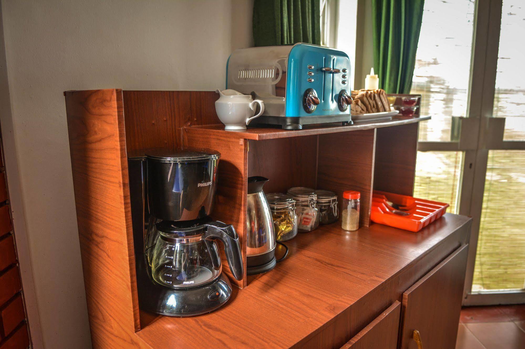 Explore Hostels Negombo Kochchikade 外观 照片