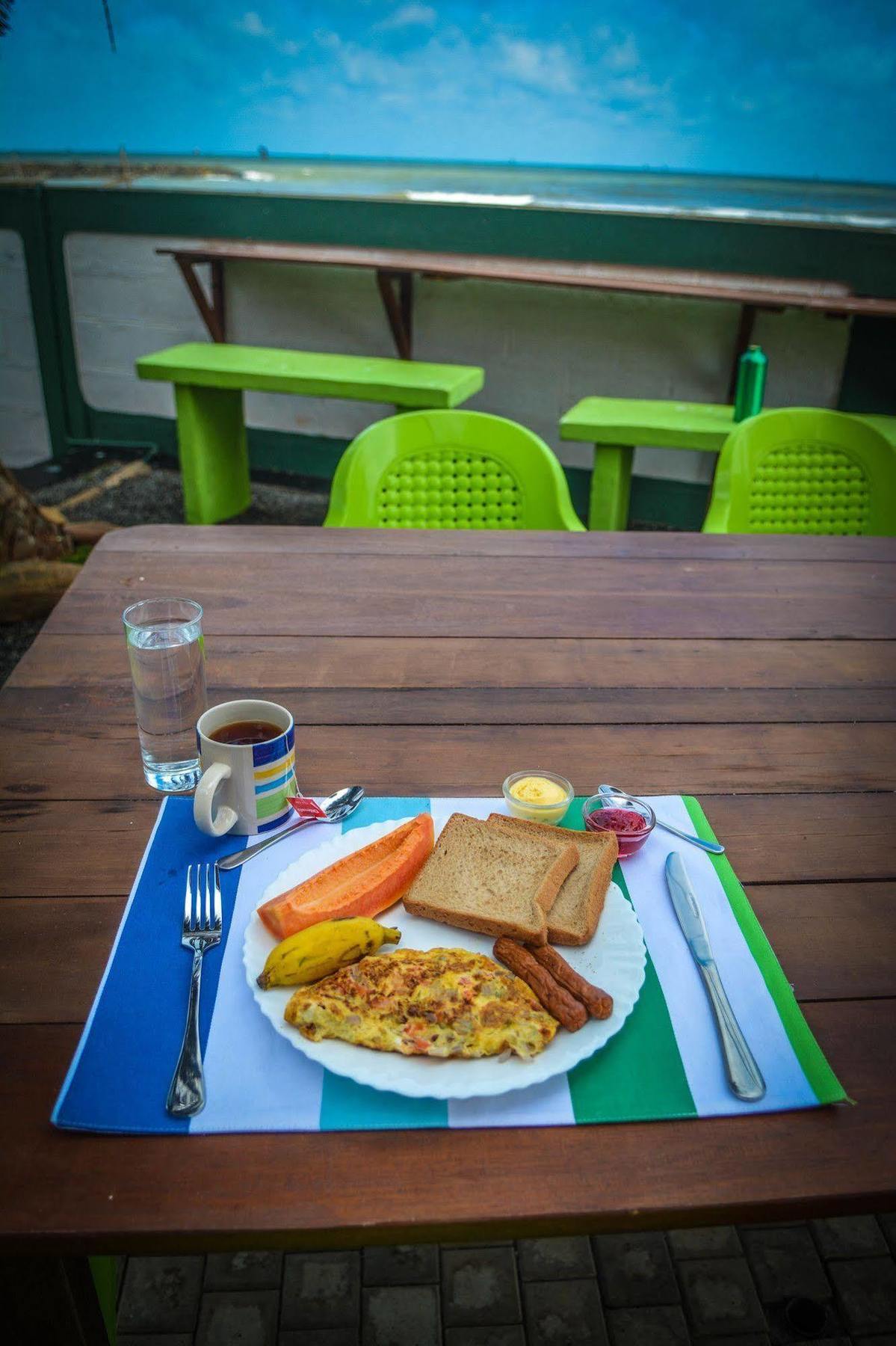 Explore Hostels Negombo Kochchikade 外观 照片