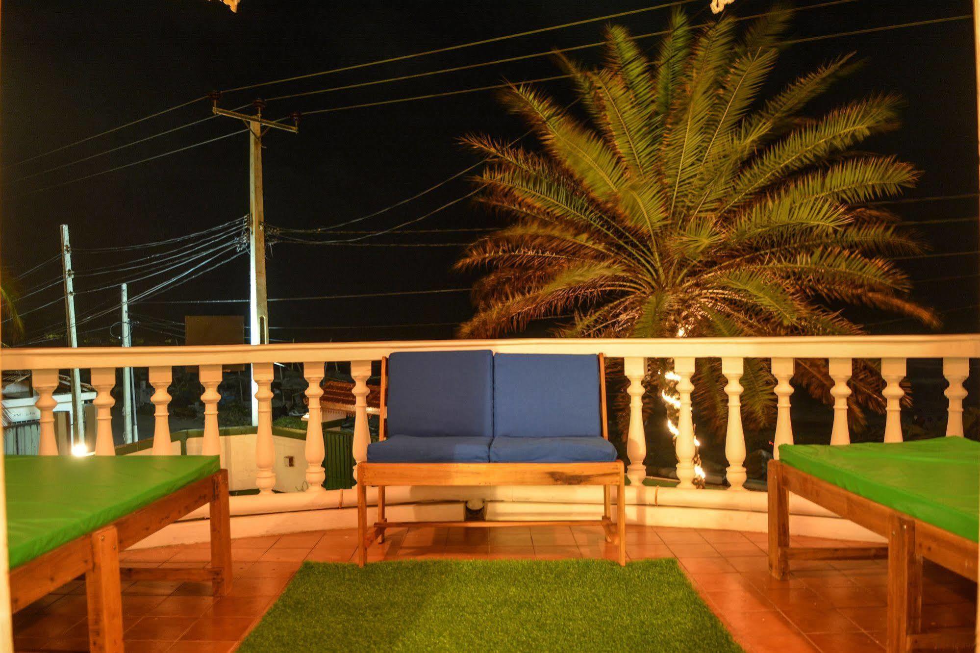 Explore Hostels Negombo Kochchikade 外观 照片