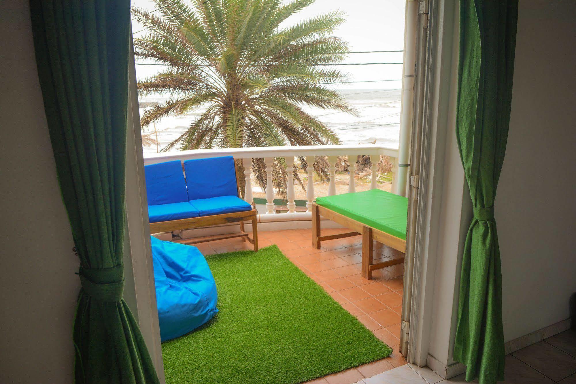 Explore Hostels Negombo Kochchikade 外观 照片