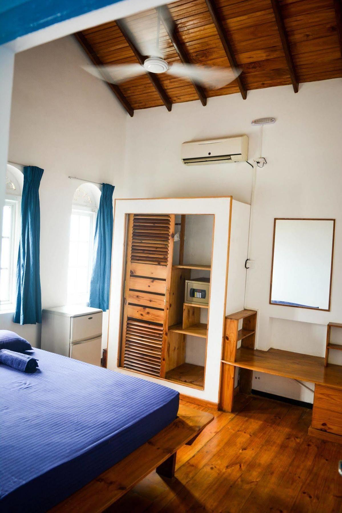 Explore Hostels Negombo Kochchikade 外观 照片