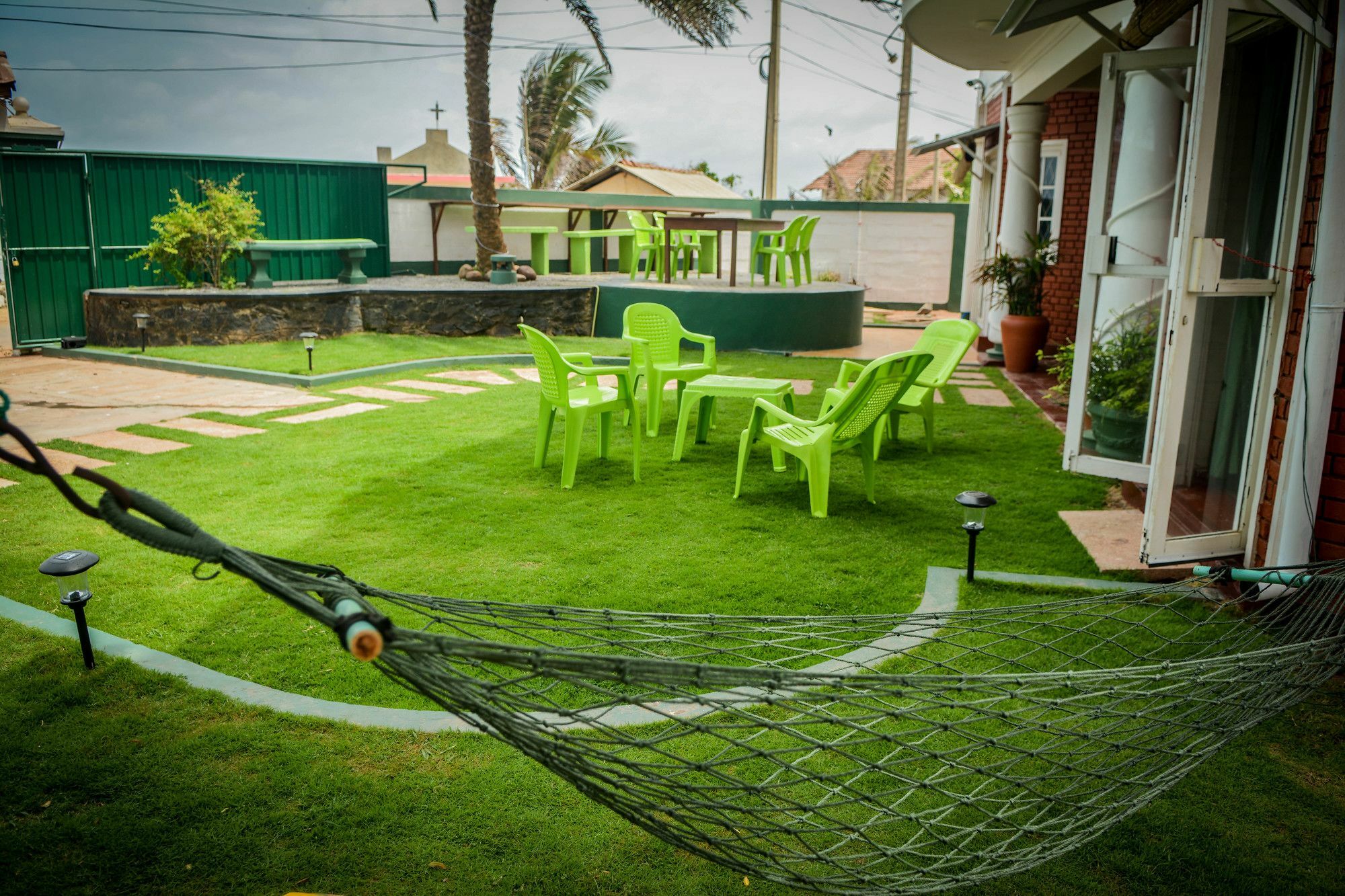 Explore Hostels Negombo Kochchikade 外观 照片