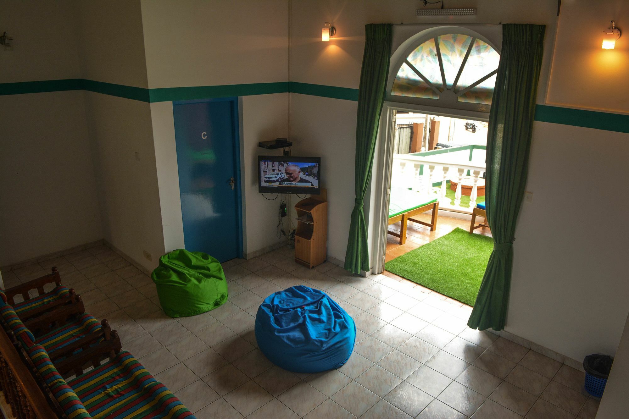 Explore Hostels Negombo Kochchikade 外观 照片