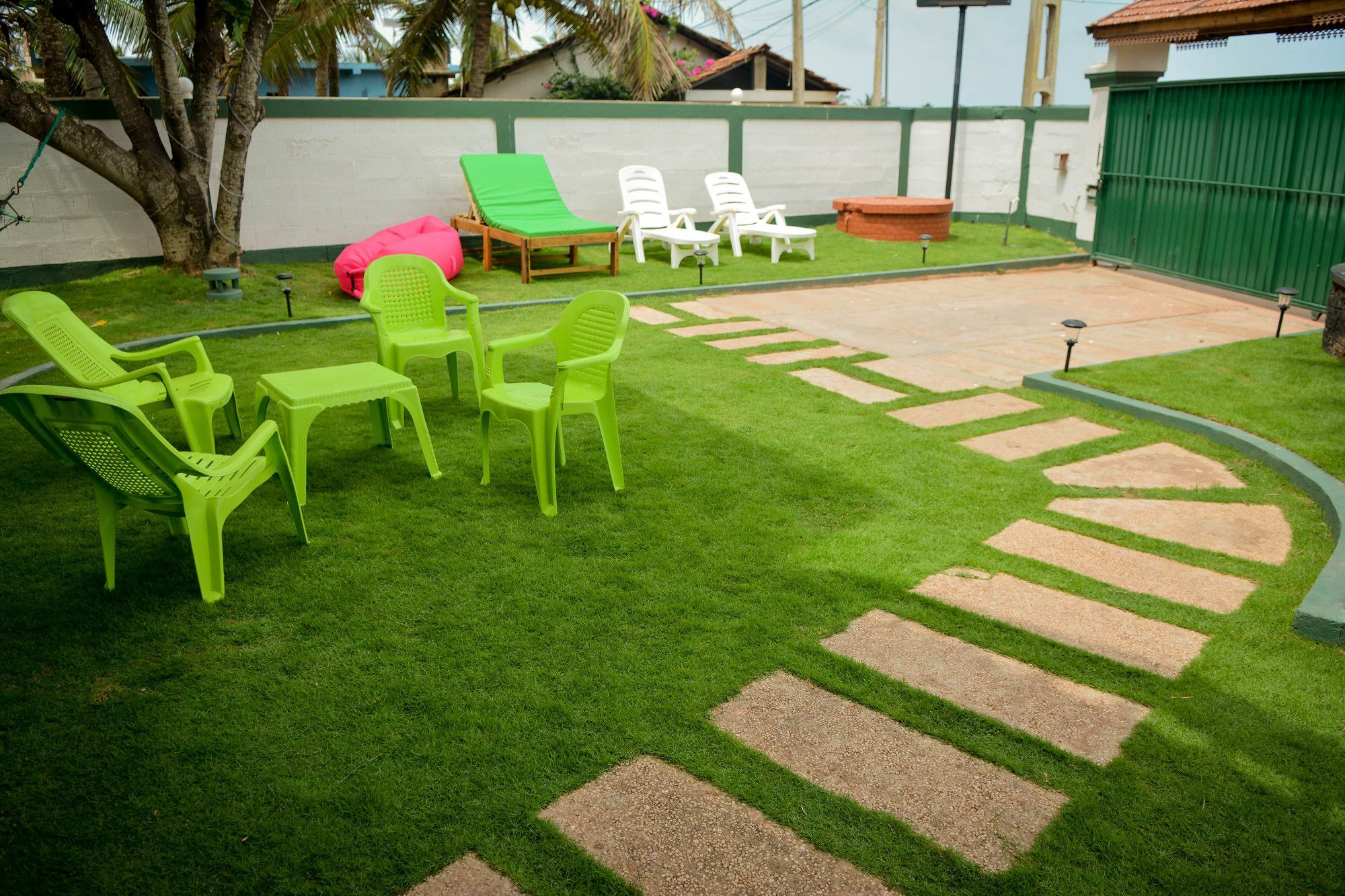 Explore Hostels Negombo Kochchikade 外观 照片